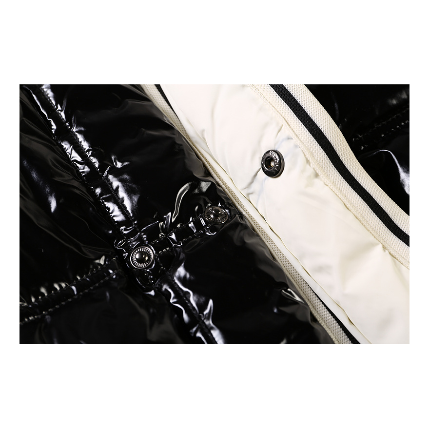 Moncler Contrast-Trim Glossy Hooded Puffer Jacket – Graphic Edition