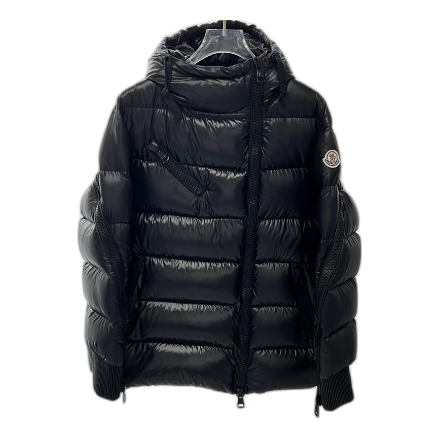 Moncler Liriope Asymmetric-Zip Hooded Puffer Jacket – Directional Edition