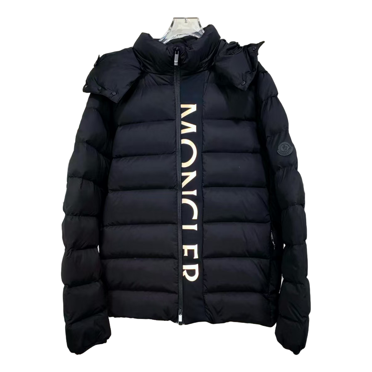 Moncler Madeira Hooded Puffer Jacket – Everyday Edition